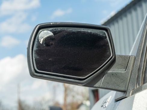 Used 2017 GMC Sierra 1500 SLE w/ SLE Value Package image 11