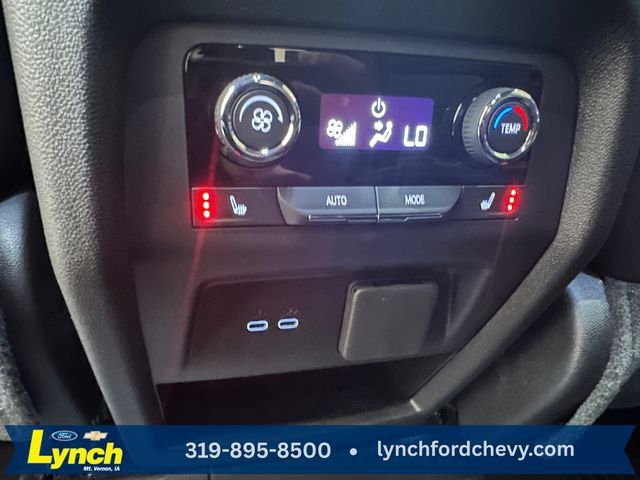 Used 2026 Chevrolet Traverse High Country w/ LPO, Floor Liner Package AWD/4WD image 20