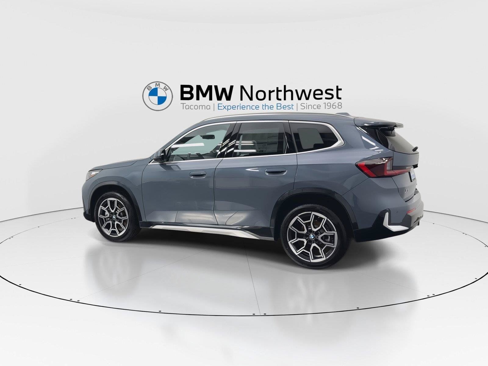 New 2027 BMW X1 xDrive28i AWD/4WD image 12