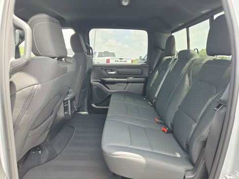 New 2026 RAM 1500 Express AWD/4WD image 13