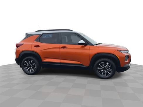 Certified 2023 Chevrolet TrailBlazer ACTIV FWD image 9