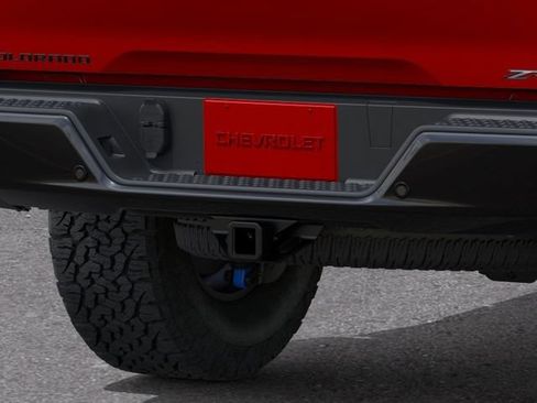 New 2026 Chevrolet Colorado ZR2 w/ Technology Package AWD/4WD image 14