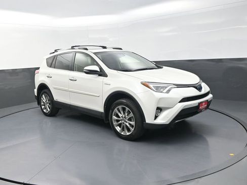 Used 2018 Toyota RAV4 Limited w/ Protection Package image 27