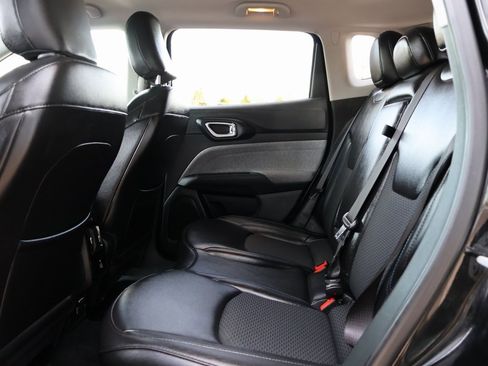 Used 2022 Jeep Compass Latitude w/ Convenience Group image 19