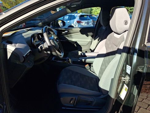 Certified 2022 Volkswagen ID.4 Pro image 13