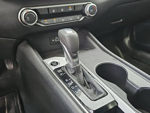Certified 2024 Nissan Altima 2.5 S FWD image 22