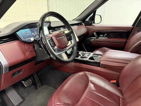 Used 2023 Land Rover Range Rover SE AWD/4WD image 12