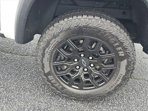 Certified 2024 Chevrolet Colorado Trail Boss image 32