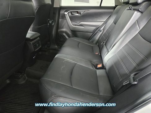 Used 2023 Toyota RAV4 XLE Premium image 11
