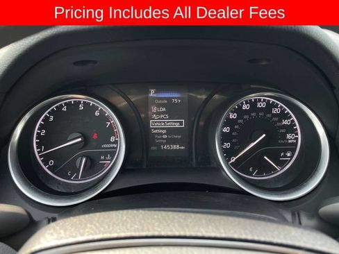Used 2018 Toyota Camry LE FWD image 25