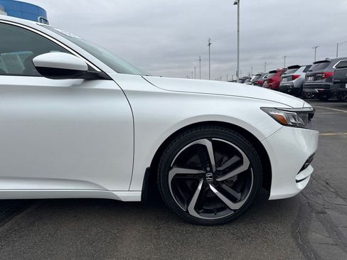 Certified 2018 Honda Accord Sport image 15