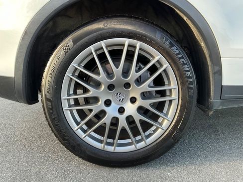 Used 2013 Porsche Cayenne AWD/4WD image 49