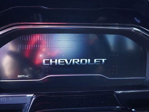 Used 2023 Chevrolet Silverado 1500 LTZ AWD/4WD image 10