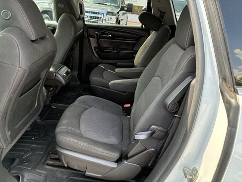 Used 2016 Chevrolet Traverse LT w/ Traveler's Package AWD/4WD image 17