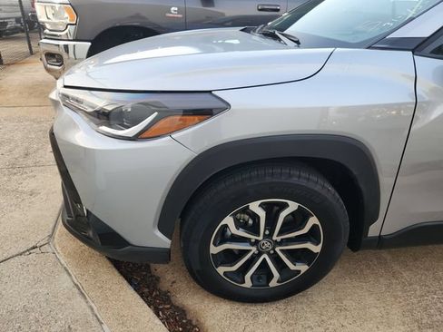 Used 2025 Toyota Corolla Cross AWD Hybrid image 7