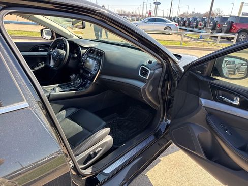 Used 2018 Nissan Maxima 3.5 SL image 15