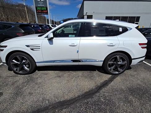 Used 2025 Genesis GV80 3.5T Prestige AWD/4WD image 3