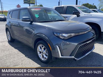 Used 2023 Kia Soul LX w/ Option Group 015