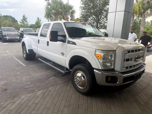 Used 2015 Ford F350 XL w/ Power Equipment Group AWD/4WD image 2