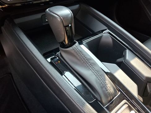 Used 2023 Honda Accord Sport image 15
