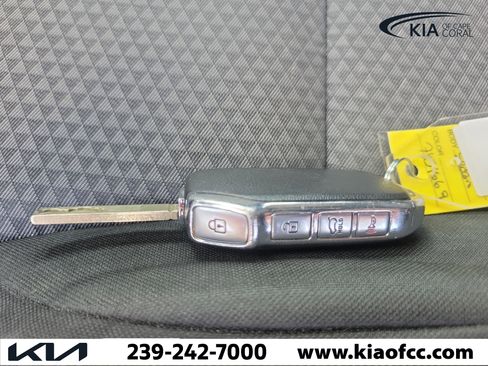 Used 2020 Kia Soul LX FWD image 30