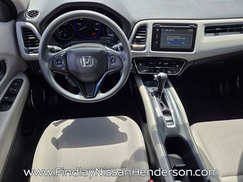 Used 2017 Honda HR-V EX image 13