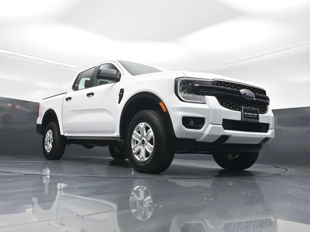Certified 2024 Ford Ranger XL w/ Trailer Tow Package RWD image 42