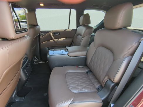 Used 2023 Nissan Armada Platinum w/ Captain's Chairs Package AWD/4WD image 13