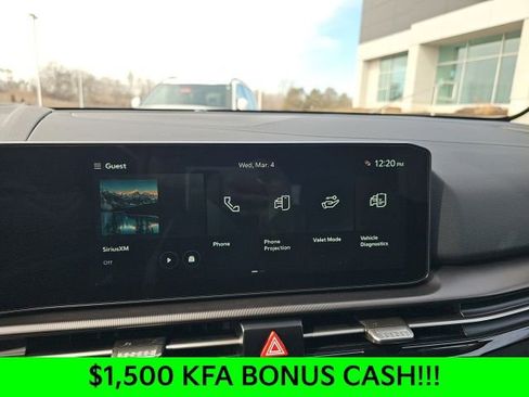 New 2026 Kia Sportage EX FWD image 13