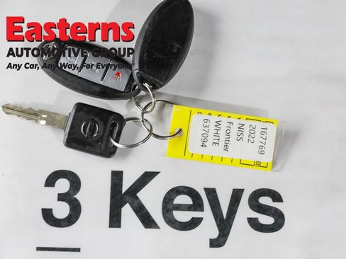 Used 2022 Nissan Frontier S image 24