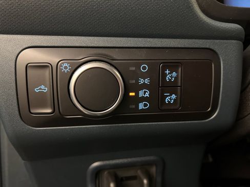 New 2025 Ford Maverick XLT w/ XLT Luxury Package image 22