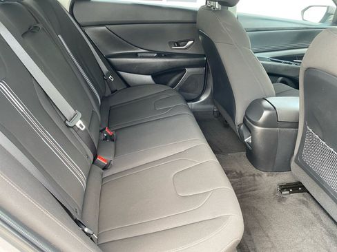 Used 2024 Hyundai Elantra SEL w/ Convenience Package FWD image 33
