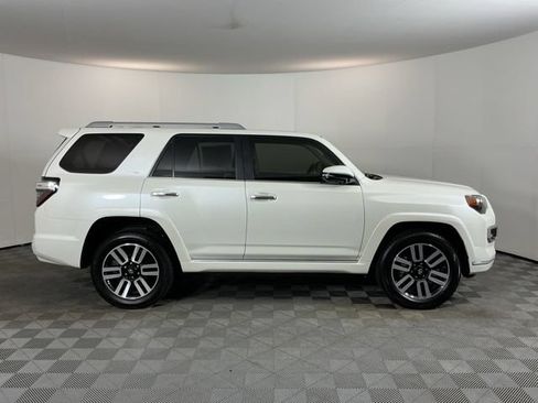 Used 2023 Toyota 4Runner Limited AWD/4WD image 4