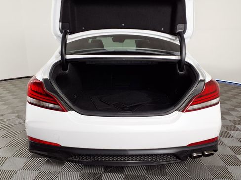 Used 2019 Genesis G70 2.0T Sport image 8