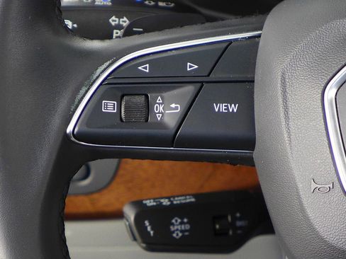 Used 2022 Audi A4 2.0T Premium Plus w/ Premium Plus Package image 30