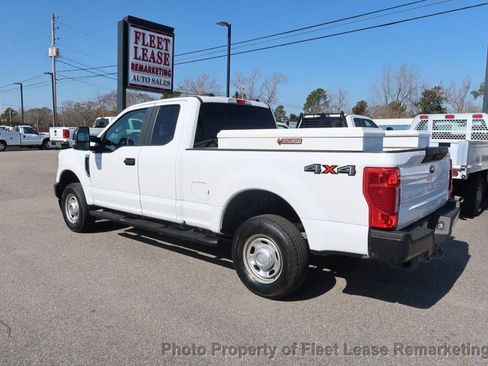 Used 2020 Ford F250 XL w/ Power Equipment Group image 3