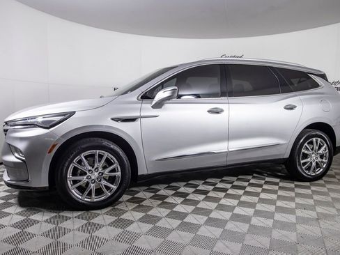 Used 2022 Buick Enclave Premium w/ Surround and Sites Package AWD/4WD image 5