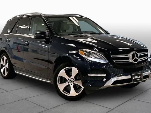 Used 2017 Mercedes-Benz GLE 350 image 2