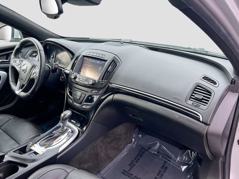 Used 2017 Buick Regal GS w/ Driver Confidence Package #2 image 30