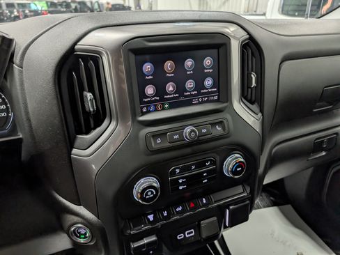 Used 2024 GMC Sierra 2500 Pro AWD/4WD image 24