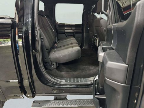 Used 2018 Ford F150 XLT w/ Equipment Group 302A Luxury AWD/4WD image 24