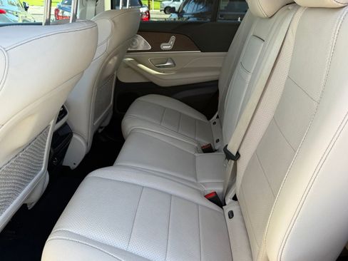 Used 2021 Mercedes-Benz GLE 350 w/ 3rd Row Seat Package image 42