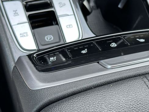 Certified 2024 Hyundai Santa Cruz Limited AWD/4WD image 22