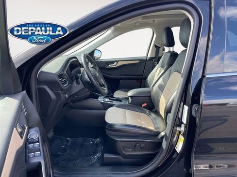 Used 2022 Ford Escape Titanium w/ Titanium Elite Package image 11