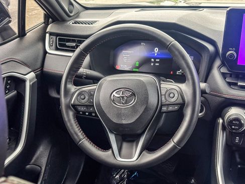 Used 2024 Toyota RAV4 XSE w/ Premium Package image 18