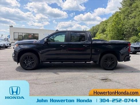 Used 2022 Chevrolet Silverado 1500 RST AWD/4WD image 9