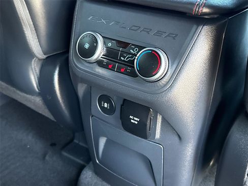 Used 2025 Ford Explorer ST-Line w/ Premium Package RWD image 16