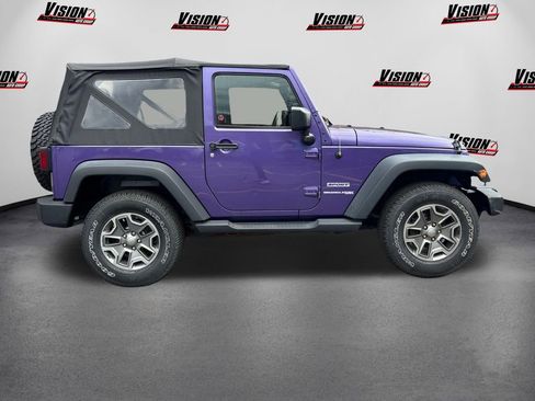 Used 2018 Jeep Wrangler Sport w/ Quick Order Package 24S AWD/4WD image 4