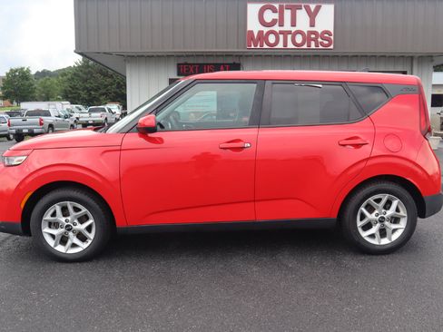 Used 2020 Kia Soul S image 8