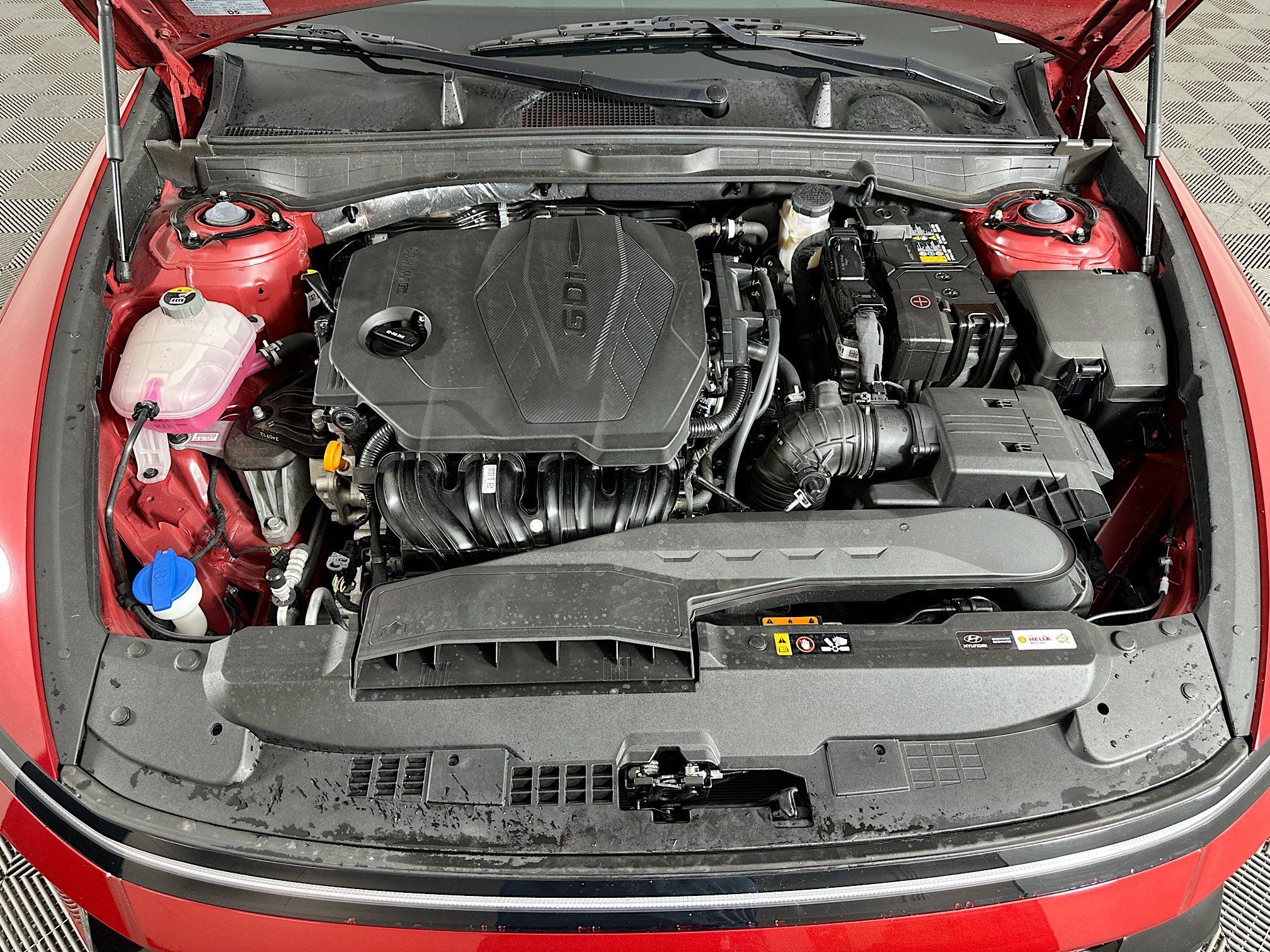 Used 2025 Hyundai Sonata SEL FWD image 32
